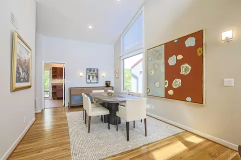 Dining - 1022 Hatch St, Cincinnati, OH 45202 photo 2 of 5