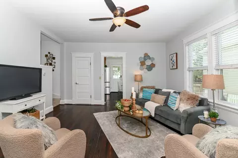 Living - 3640 Monteith Ave, Cincinnati, OH 45208 photo 1 of 4