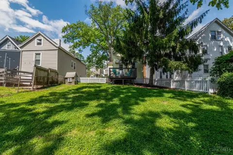 Exterior - 3640 Monteith Ave, Cincinnati, OH 45208 photo 7 of 9