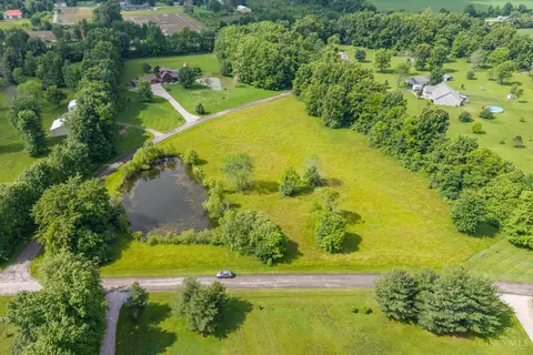 19 Marlene Dr, Williamsburg Twp, OH 45176