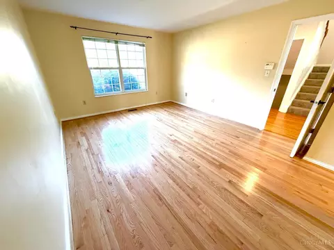 Living - 8442 Wick Ln, Maineville, OH 45039 photo 5 of 7