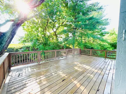 Exterior - 8442 Wick Ln, Maineville, OH 45039 photo 3 of 4