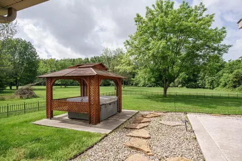 Exterior - 3 Allison Ct, Williamsburg, OH 45176 photo 16 of 17