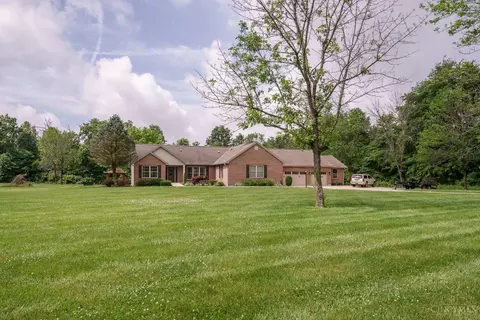Exterior - 3 Allison Ct, Williamsburg, OH 45176 photo 3 of 17