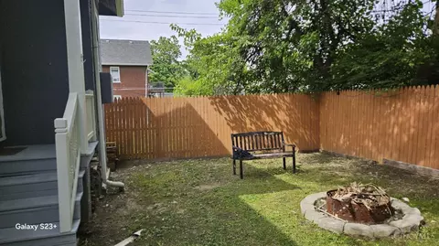 Exterior - 891 Ridgeway Ave, Cincinnati, OH 45229 photo 7 of 7