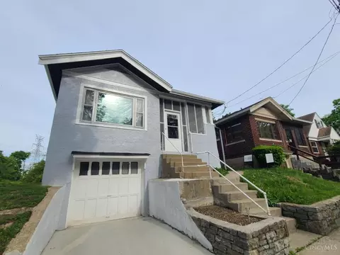 Exterior - 891 Ridgeway Ave, Cincinnati, OH 45229 photo 5 of 7