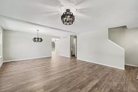 Living - 423 Lorelei Dr, Fayetteville, OH 45118 photo 1 of 7