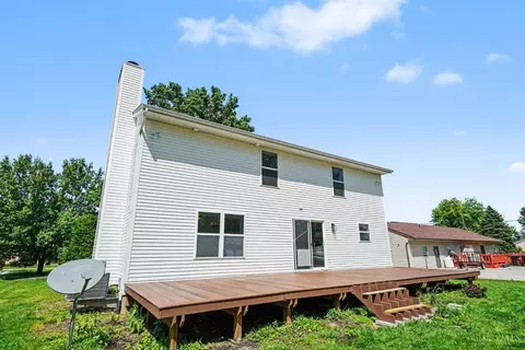 Exterior - 423 Lorelei Dr, Fayetteville, OH 45118 photo 3 of 4