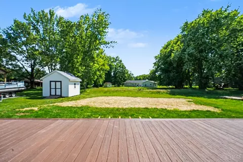 Exterior - 423 Lorelei Dr, Fayetteville, OH 45118 photo 2 of 4