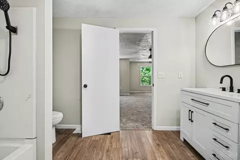 Entry Way - 423 Lorelei Dr, Fayetteville, OH 45118 photo 1 of 1