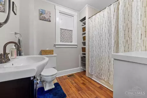 Bath - 6705 Merwin Ave, Cincinnati, OH 45227 photo 3 of 3