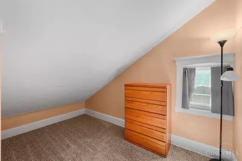 Bedroom - 6705 Merwin Ave, Cincinnati, OH 45227 photo 3 of 6
