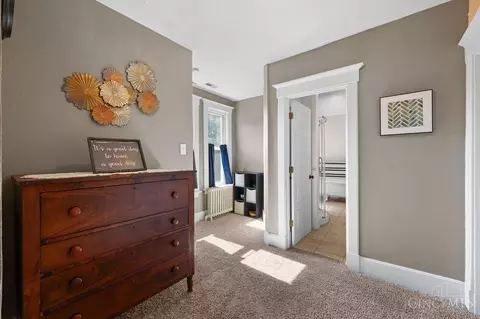 Entry Way - 6705 Merwin Ave, Cincinnati, OH 45227 photo 1 of 5