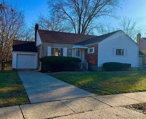 1116 Madeleine Cir, Cincinnati, OH 45231
