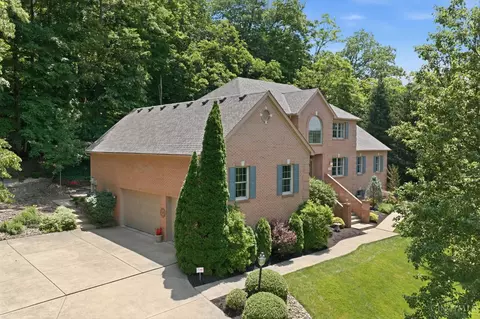 1262 Mistymeadow Ln, Anderson Twp, OH 45230