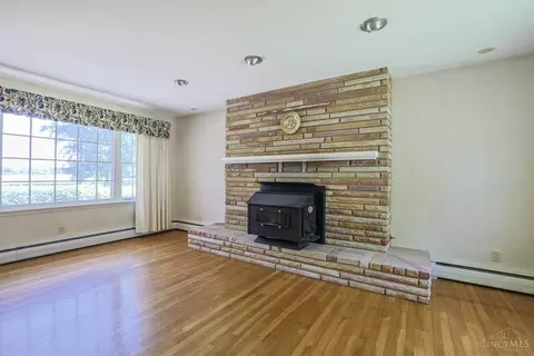 Living - 7794 Templin Rd, Blanchester, OH 45107 photo 8 of 8