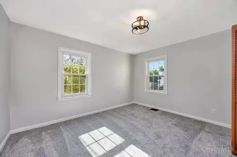 Bedroom - 1488 Hill Ave, Mount Healthy, OH 45231 photo 1 of 5