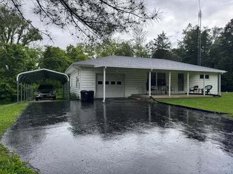 1587 Webb Rd, Wilmington, OH 45177