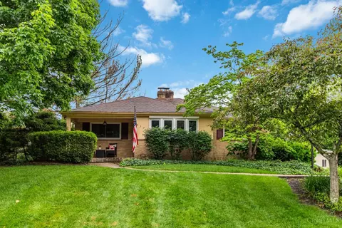 8357 Richland Dr, Cincinnati, OH 45255