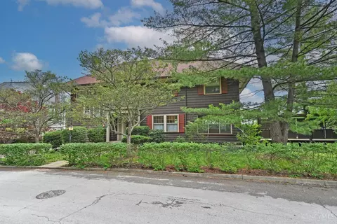 161 Lafayette Cir, Cincinnati, OH 45220