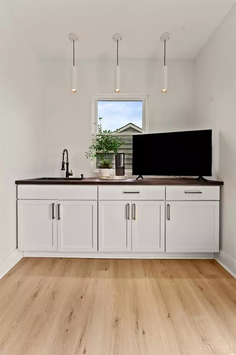 Other - 652 Wayne St, Cincinnati, OH 45206 photo 5 of 6