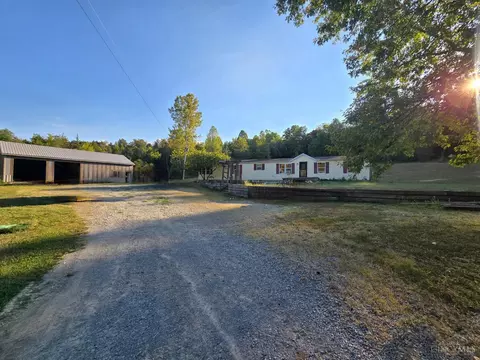 9454 Deadfall Rd, Hillsboro, OH 45133