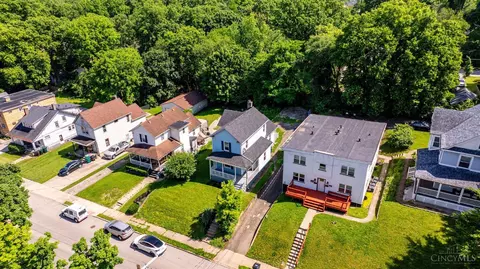 View/Area - 5659 Bramble Ave, Cincinnati, OH 45227 photo 4 of 5