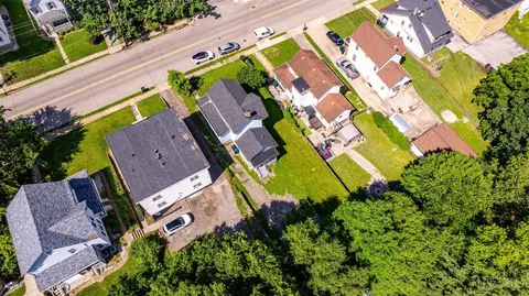 View/Area - 5659 Bramble Ave, Cincinnati, OH 45227 photo 5 of 5