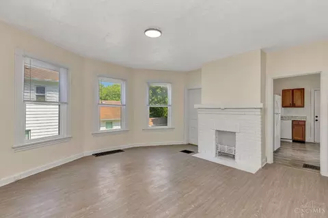 Living - 5659 Bramble Ave, Cincinnati, OH 45227 photo 1 of 3