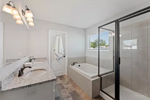 Bath - 4828 Clements View Dr, Morrow, OH 45152 photo 2 of 4
