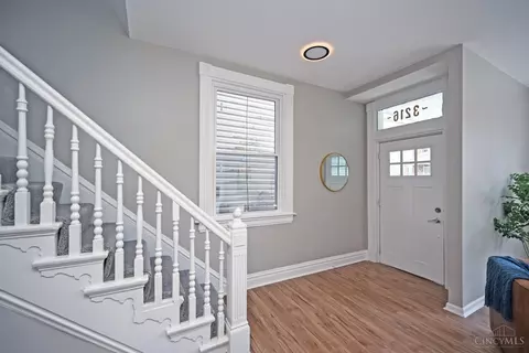 Entry Way - 3216 Hackberry St, Cincinnati, OH 45207 photo 1 of 2