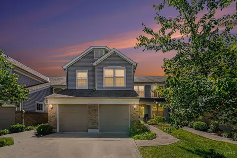 3808 Misty Meadow Ln, Amelia, OH 45102