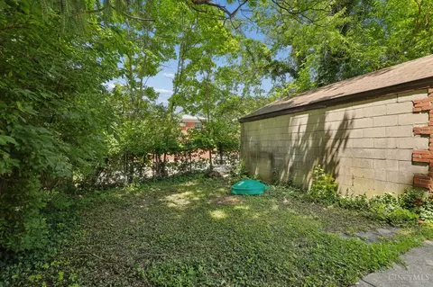 Exterior - 2652 Cedarbrook Dr, Golf Manor, OH 45237 photo 6 of 7