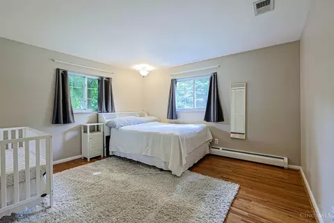 Bedroom - 2443 Hunt Rd, Reading, OH 45215 photo 3 of 5