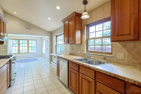 Kitchen - 2443 Hunt Rd, Reading, OH 45215 photo 2 of 3