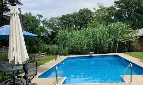 Exterior - 2443 Hunt Rd, Reading, OH 45215 photo 3 of 12