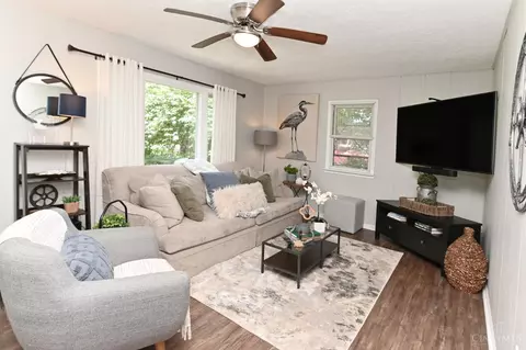 Living - 8252 Sibcy Rd, Hamilton Township, OH 45039 photo 2 of 2