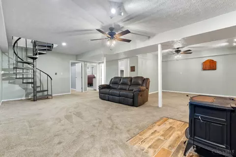 Living - 3602 Lucas Rd, Blanchester, OH 45107 photo 7 of 10