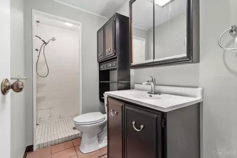 Bath - 3602 Lucas Rd, Blanchester, OH 45107 photo 5 of 5