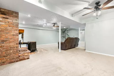 Living - 3602 Lucas Rd, Blanchester, OH 45107 photo 9 of 10