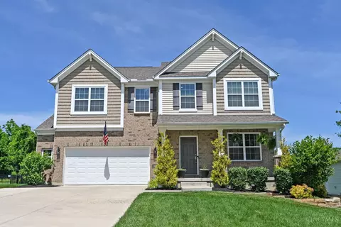366 Brier Creek Dr, Montgomery, OH 45140