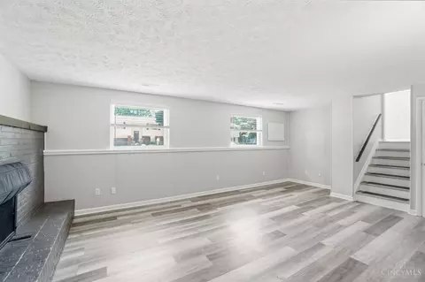 Living - 8739 Exeter Pl, Maineville, OH 45039 photo 5 of 6