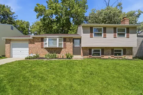 8739 Exeter Pl, Maineville, OH 45039