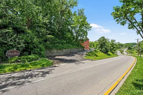3025 Westwood Northern Blvd, Cincinnati, OH 45211