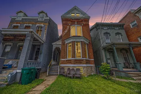 2715 Euclid Ave, Cincinnati, OH 45219