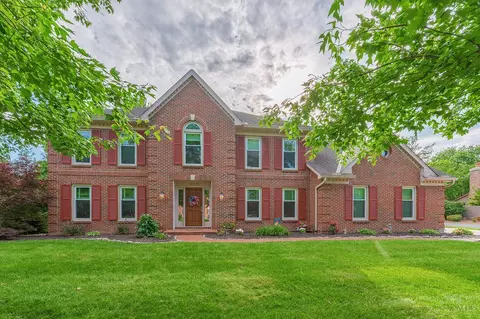 10275 Stablehand Dr, Cincinnati, OH 45242