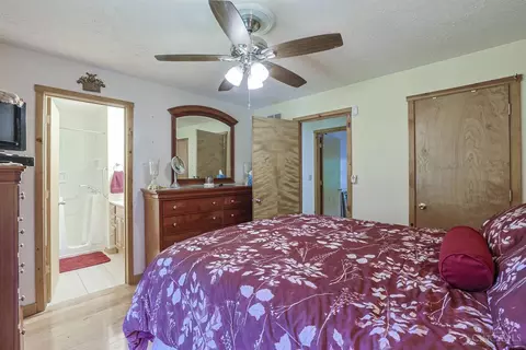 Bedroom - 4575 Shephard Rd, Batavia, OH 45103 photo 2 of 5