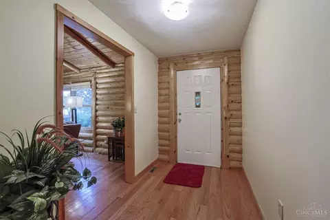 Entry Way - 4575 Shephard Rd, Batavia, OH 45103 photo 1 of 2