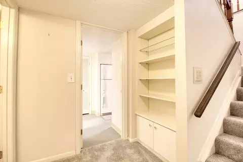 Entry Way - 6355 Corbly Rd, Cincinnati, OH 45230 photo 1 of 1