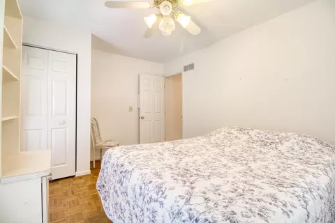 Bedroom - 6355 Corbly Rd, Cincinnati, OH 45230 photo 4 of 5